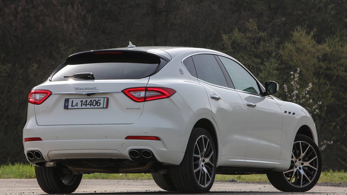 Trasera Maserati Levante